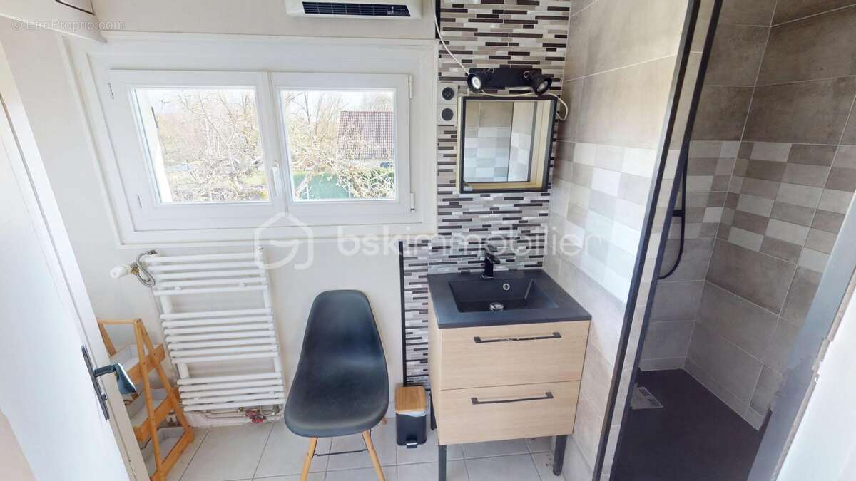 Maison à SAINT-DOULCHARD