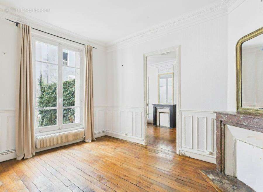 Appartement à PARIS-19E