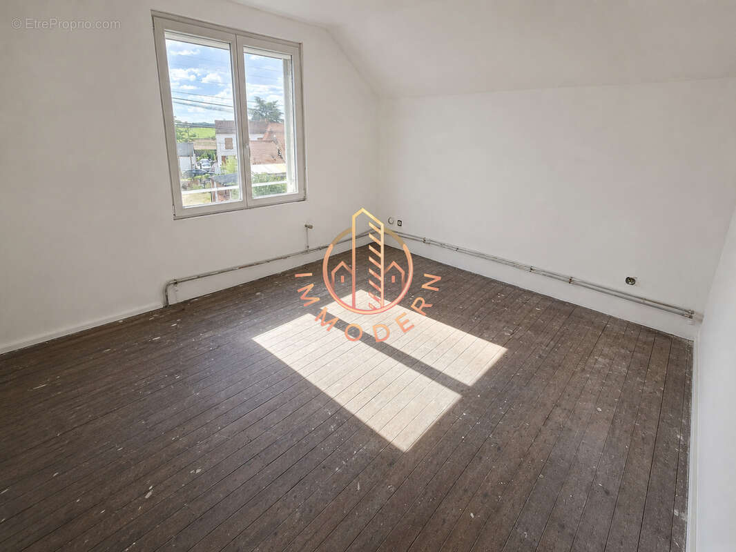 Maison 2 chambres, jardin, garage, allée de stationnement de 97m2 - photo 12