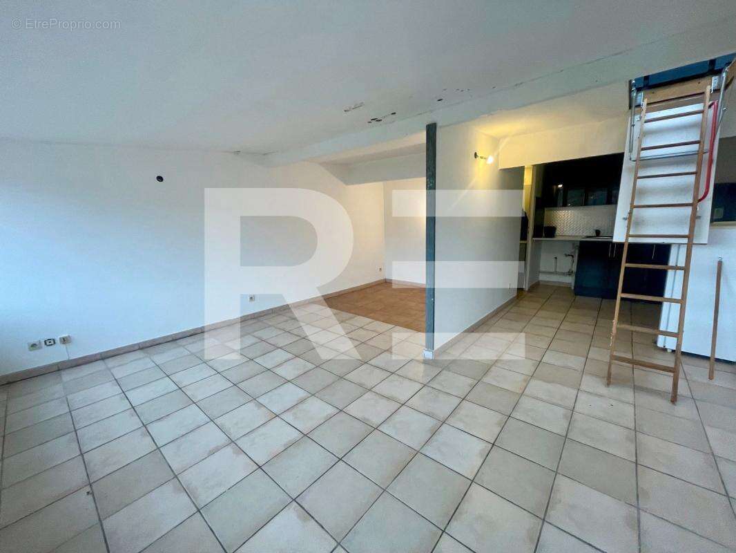 Appartement à NIMES