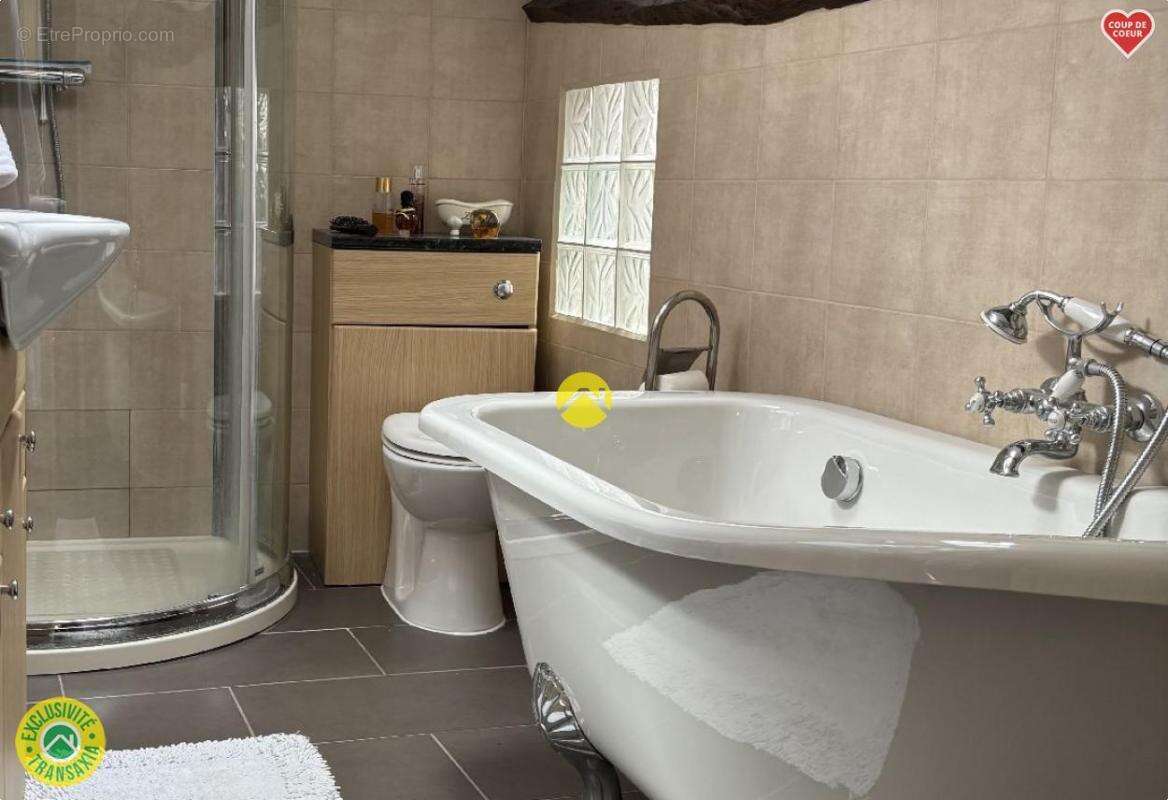 Maison à SAINTE-ALVERE