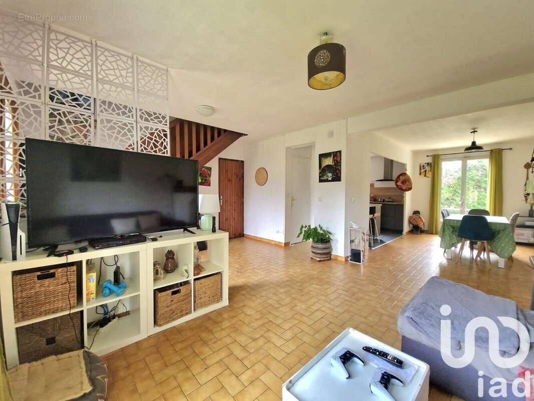 Photo 5 - Maison à VILLECRESNES