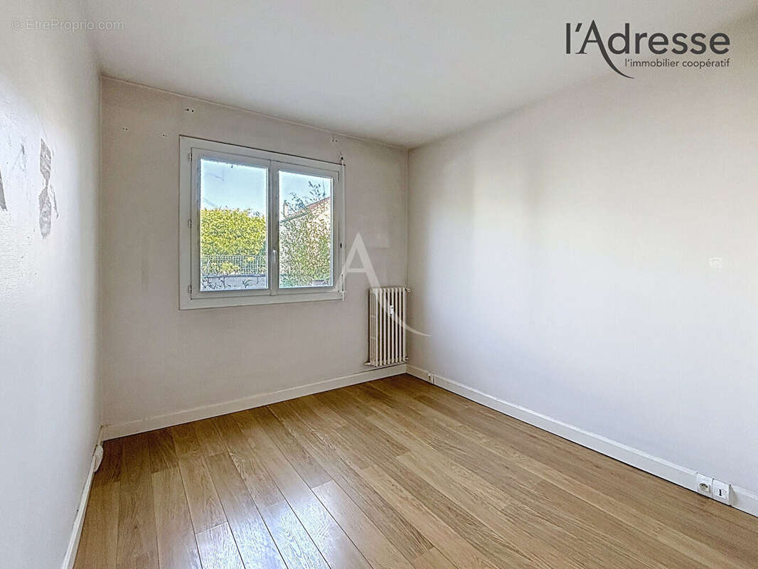 Appartement à SURESNES