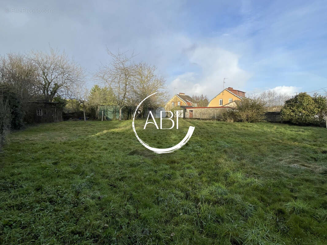 Terrain à BAGNOLES-DE-L'ORNE