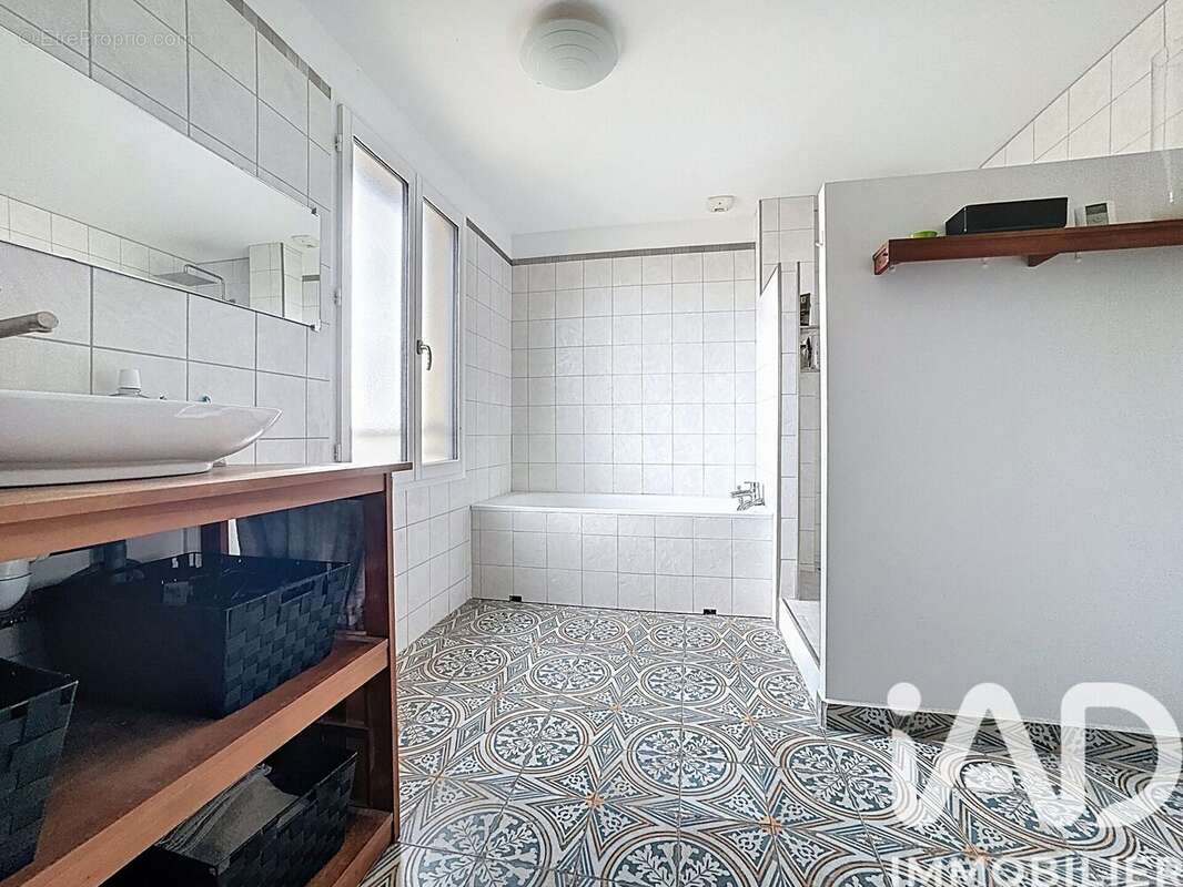 Photo 7 - Maison à GUIGNES