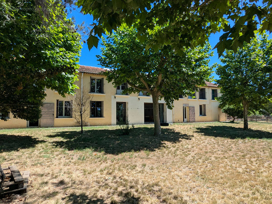 Maison à VILLECROZE