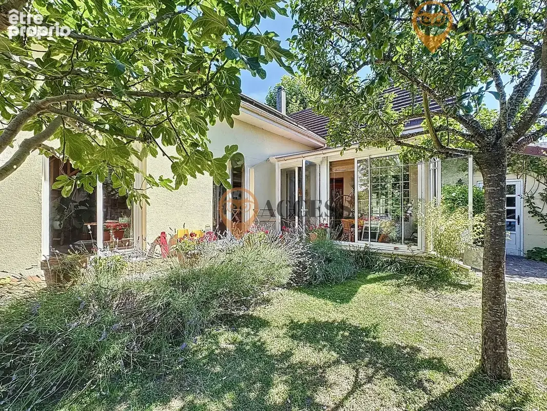 SOISY-SOUS-MONTMORENCY - Maison familiale, volumineuse et atypique ! - photo 16