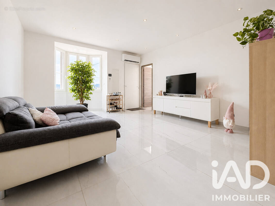 Photo 1 - Maison à LA SEYNE-SUR-MER