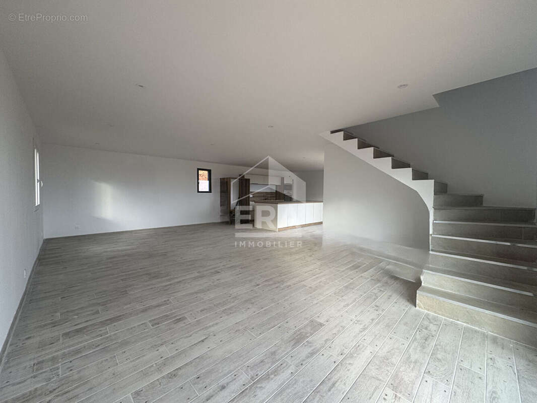 Maison 143m² à martigues - photo 3