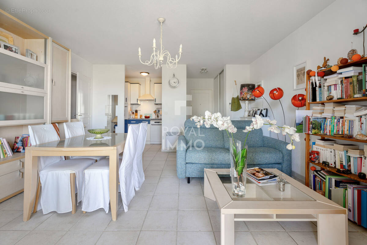 Appartement à HYERES