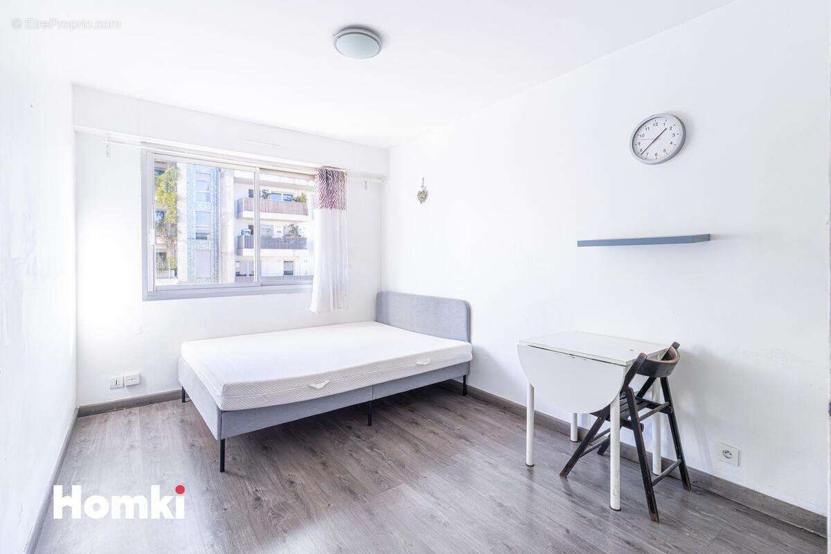 Appartement à MARSEILLE-1E