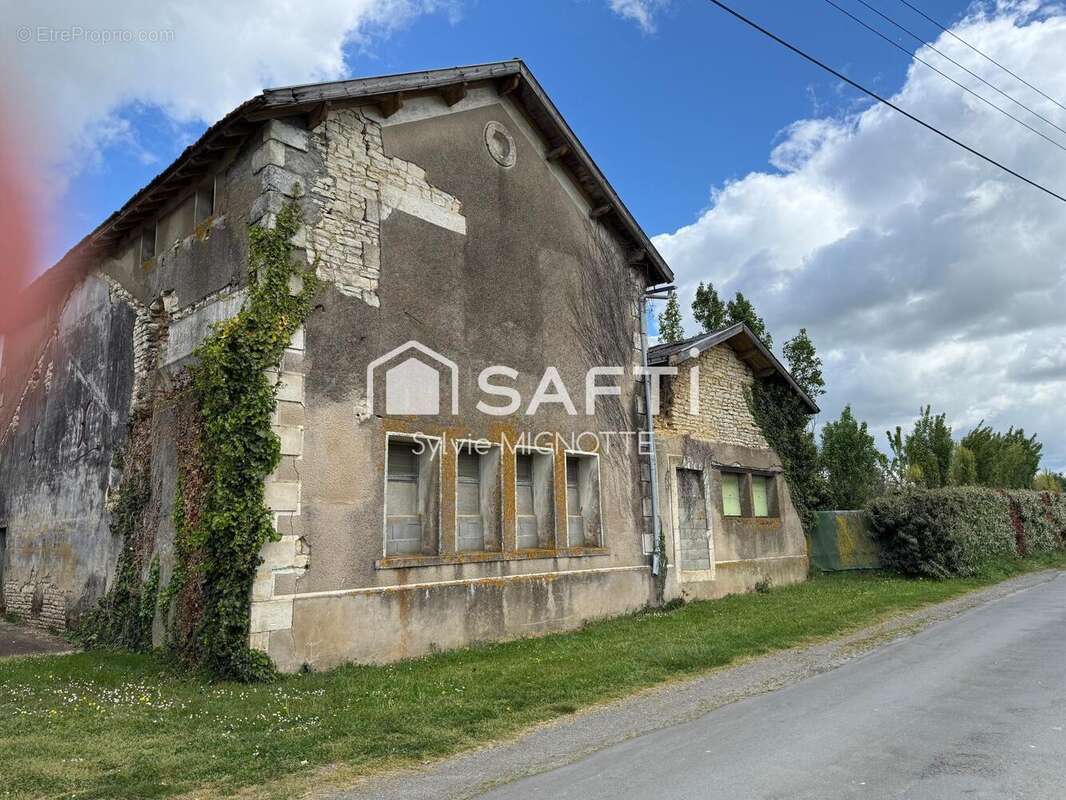 Photo 8 - Maison à MAUZE-SUR-LE-MIGNON