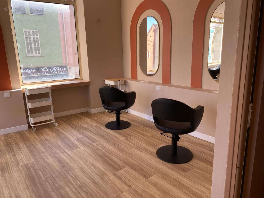 A louer salon de coiffure de 90m2   mouans sartoux   alpes maritimes - photo 15