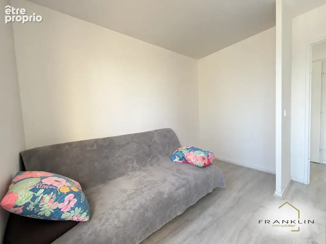 Saint-Denis :EXCLUSIVITE appartement Avec 2 terrasses et un box - photo 10