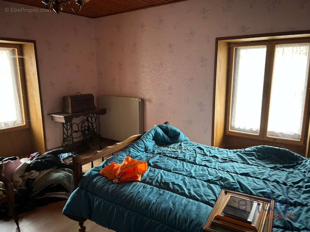 Maison à BUC