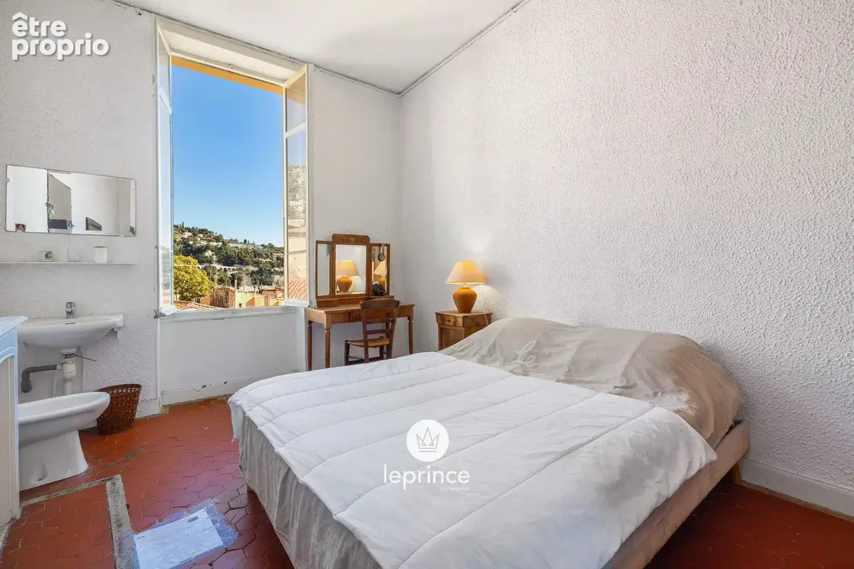 Villefranche-sur-Mer - Maison 8 Pièces - Vue Vieille ville et Mer - photo 14