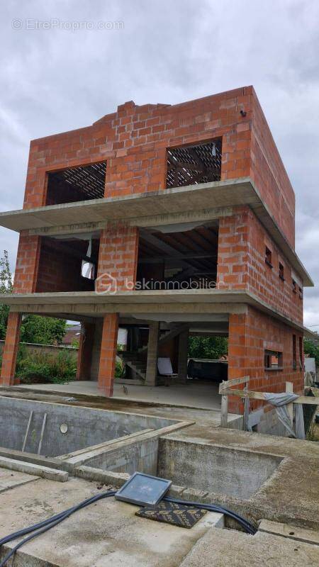 Maison à VILLIERS-SUR-MARNE