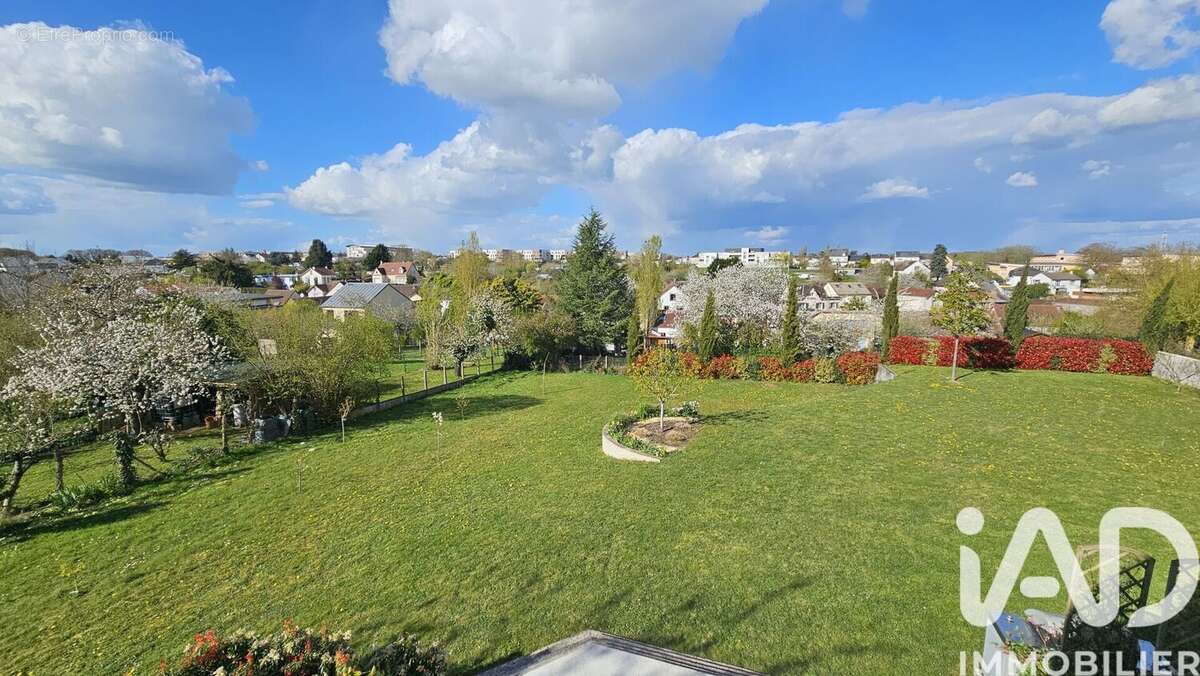 Photo 2 - Maison à CHARTRES