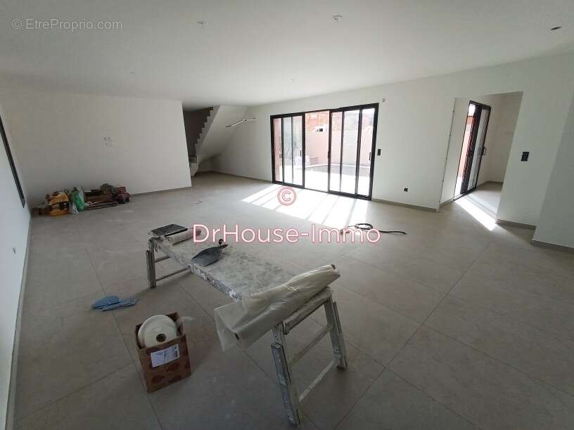 Maison à NEZIGNAN-L&#039;EVEQUE