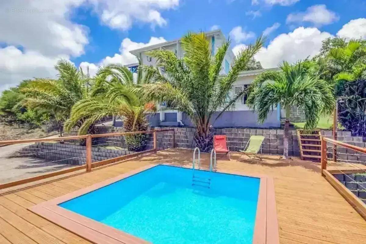 Maison à SAINTE-ANNE