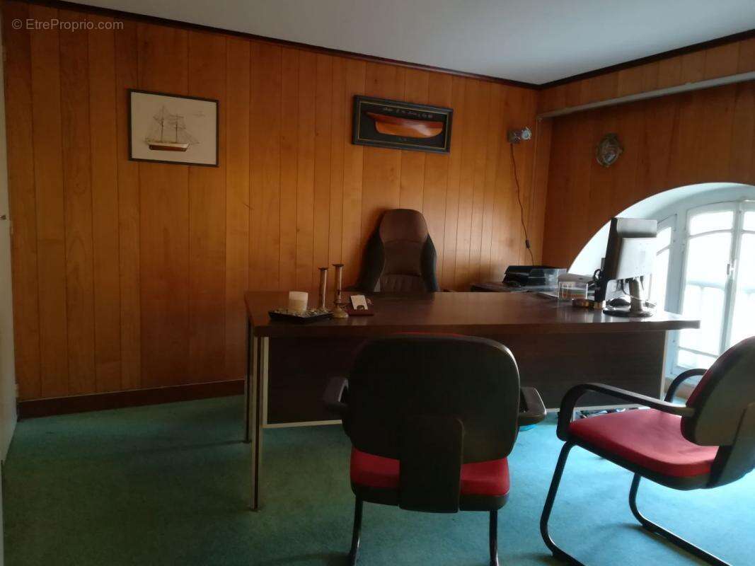 Commerce à LA ROCHELLE