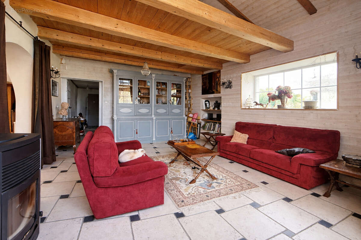 Sainte-soulle propriété 223 m² + gite de 52 m²  5aux multiples possibilités à 15 minutes de la rochelle - photo 6