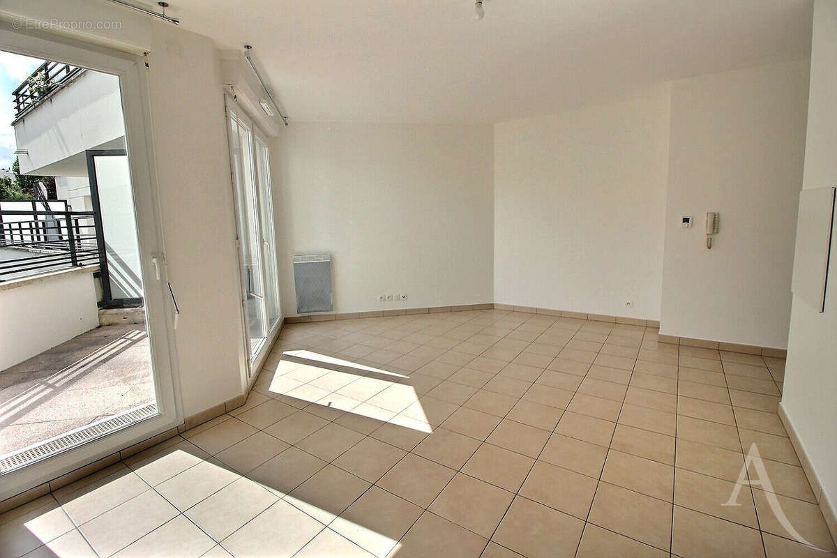 Appartement à THIAIS