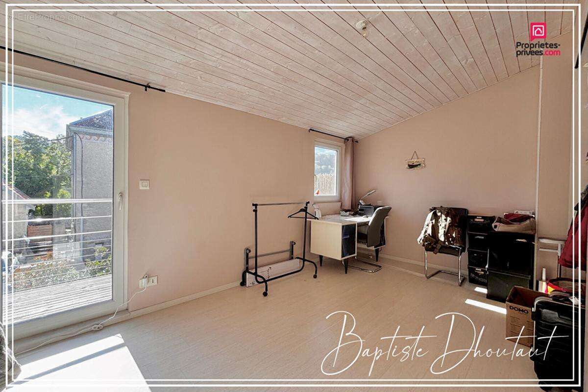 Maison à AUXON-DESSUS