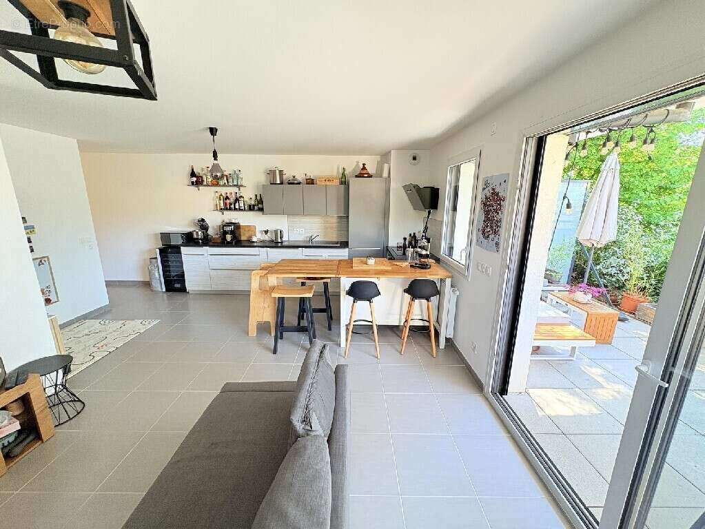 Appartement à ARGONAY
