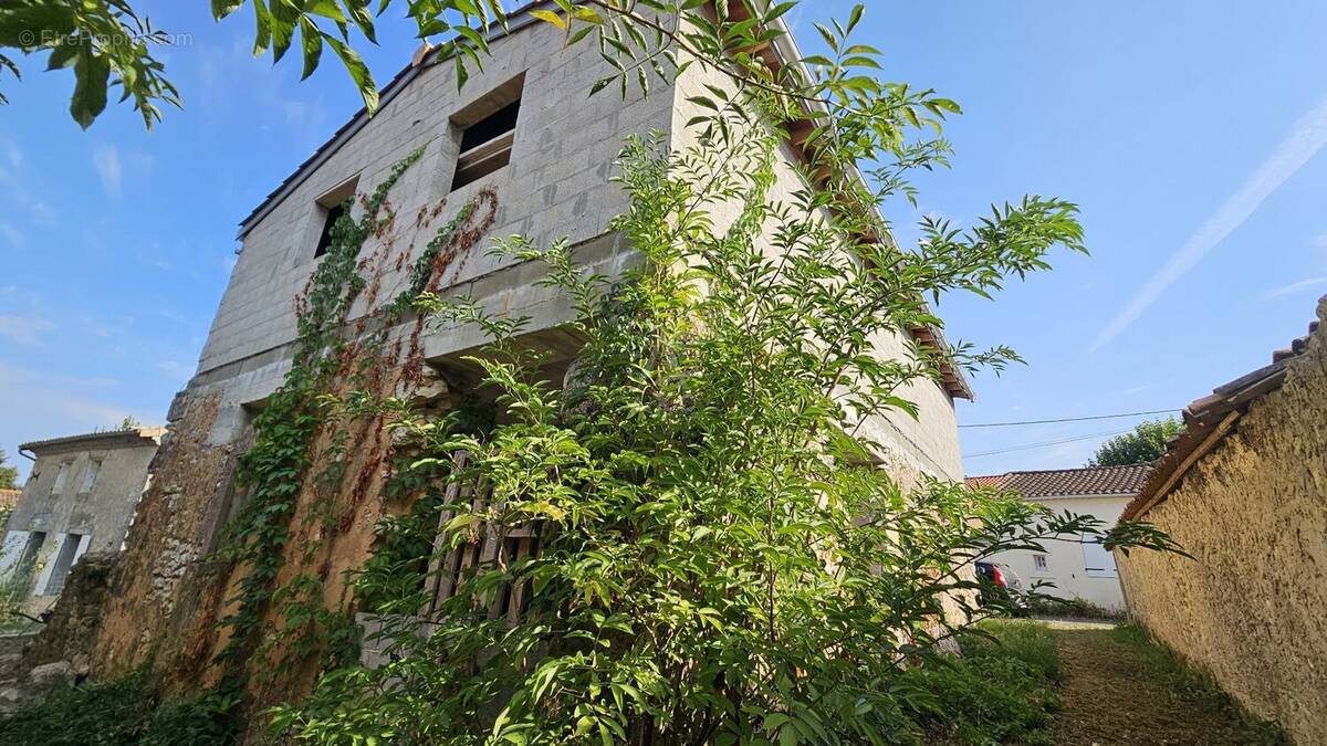 Maison à BERSON