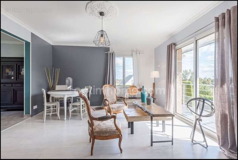 Maison à PLOUGASNOU