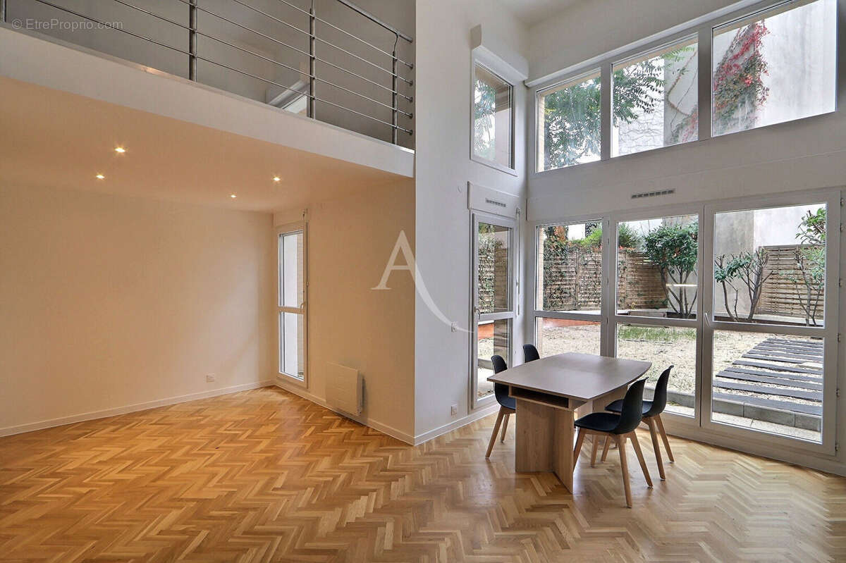 Appartement à SAINT-OUEN