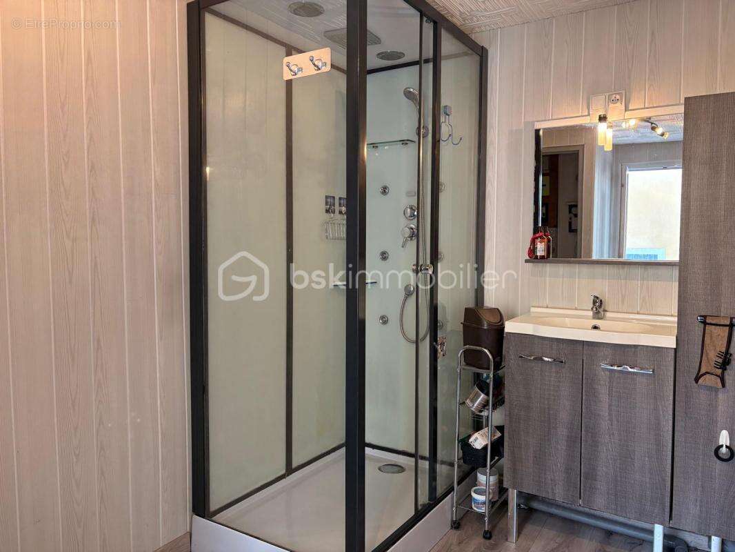 Appartement à CORBEIL-ESSONNES