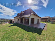 Maison à SAINT-JEAN-LESPINASSE