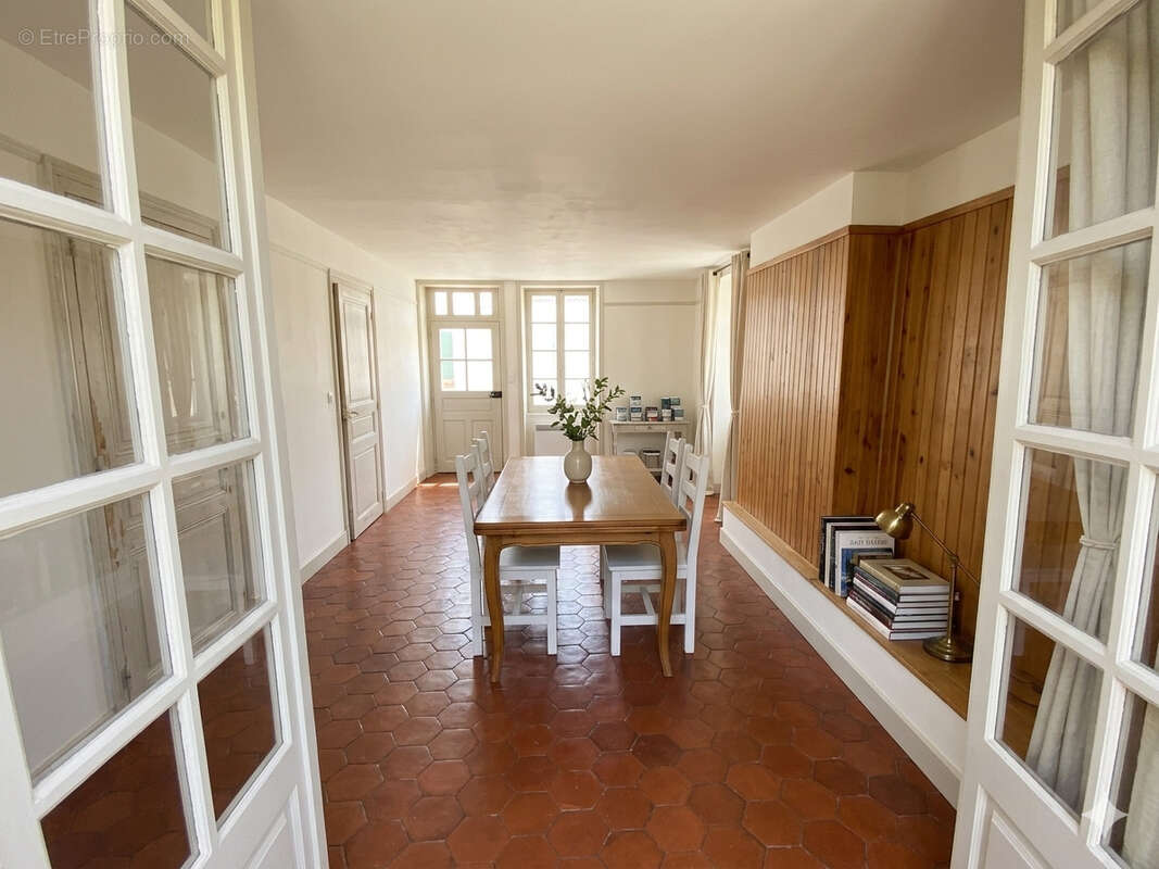 Maison à LIGNIERES-ORGERES