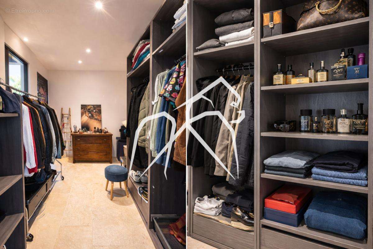 Maison à VILLENEUVE-LES-MAGUELONE