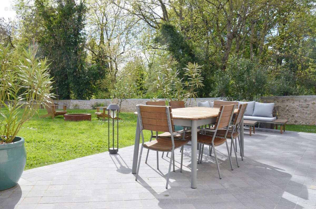 Maison à CHATEAUFORT