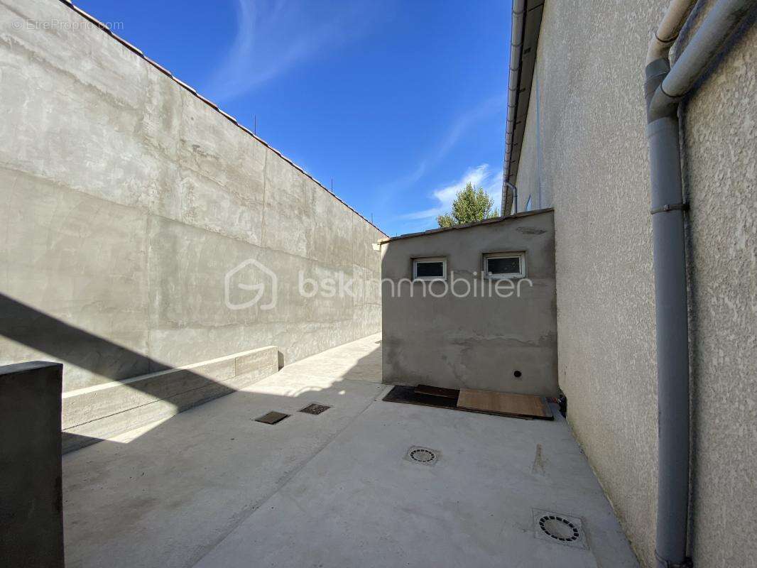 Commerce à CARCASSONNE