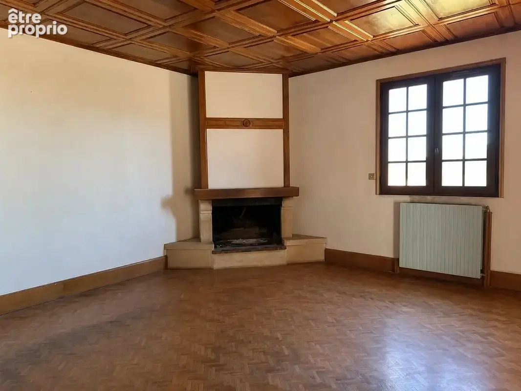 Maison 4 pièces 103 m² à vendre à Chabanais (16150) - photo 3