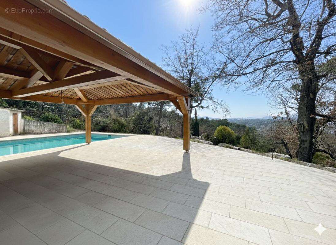 Mougins : maison récente dans domaine fermé - photo 3