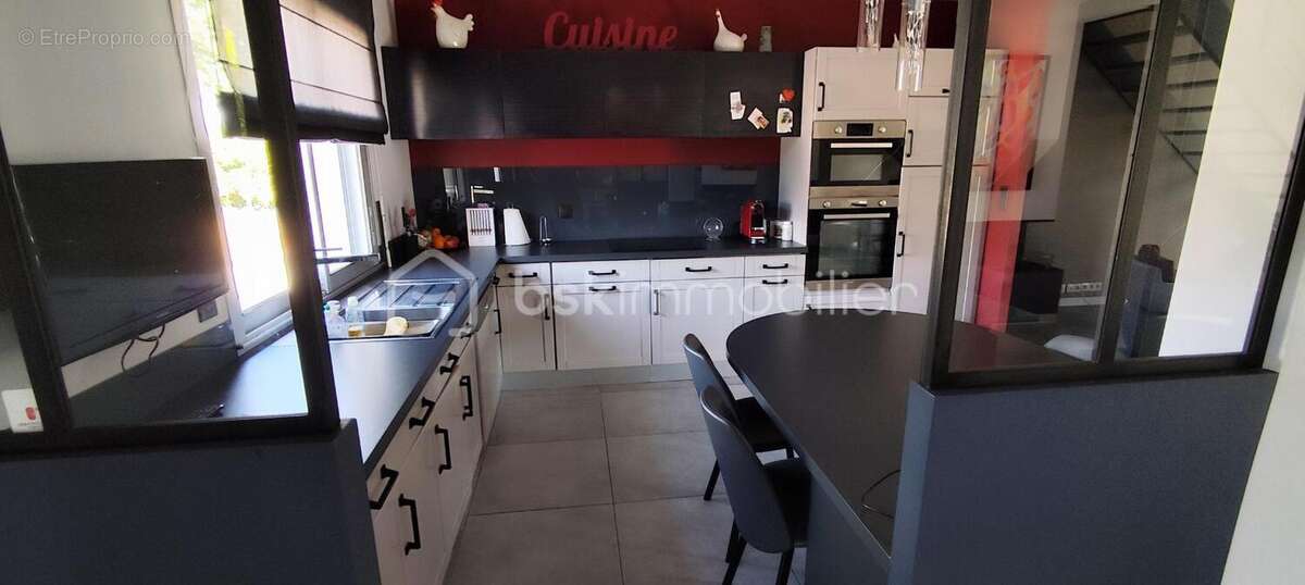 Maison à FOUGERES