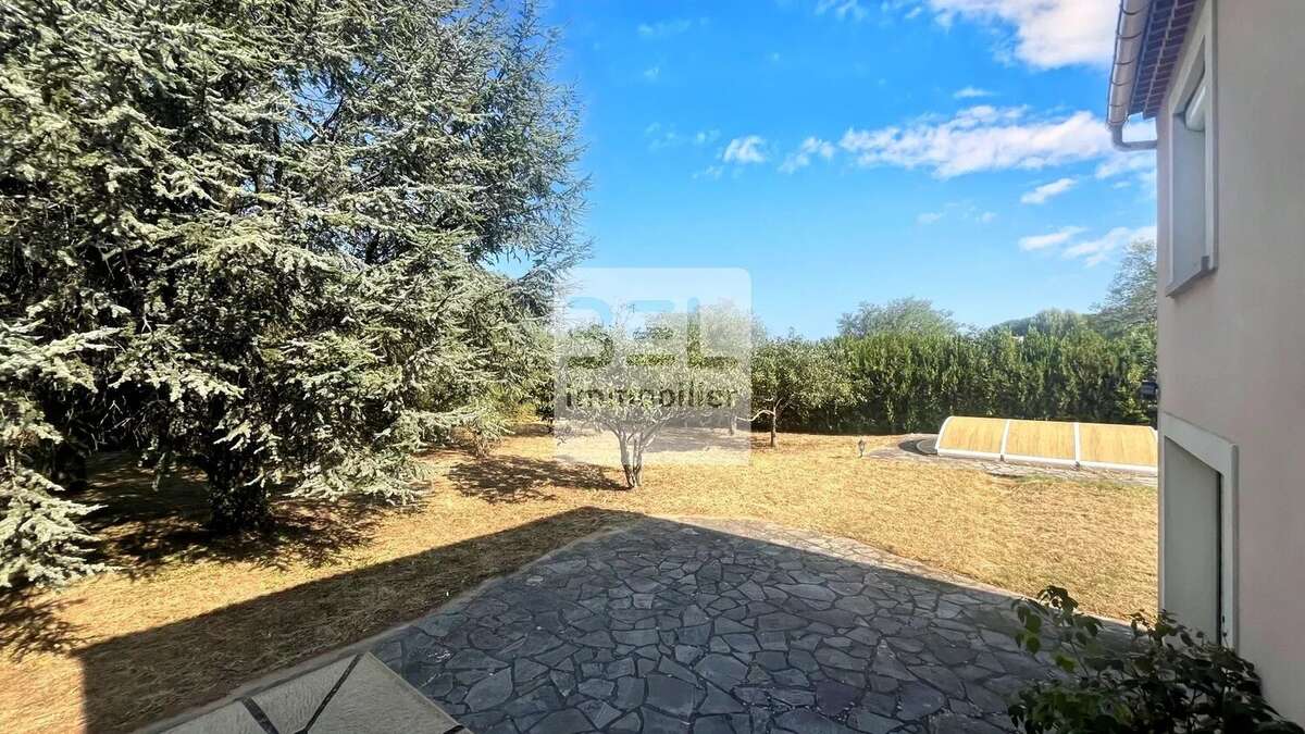 Maison à BAGNOLS-SUR-CEZE