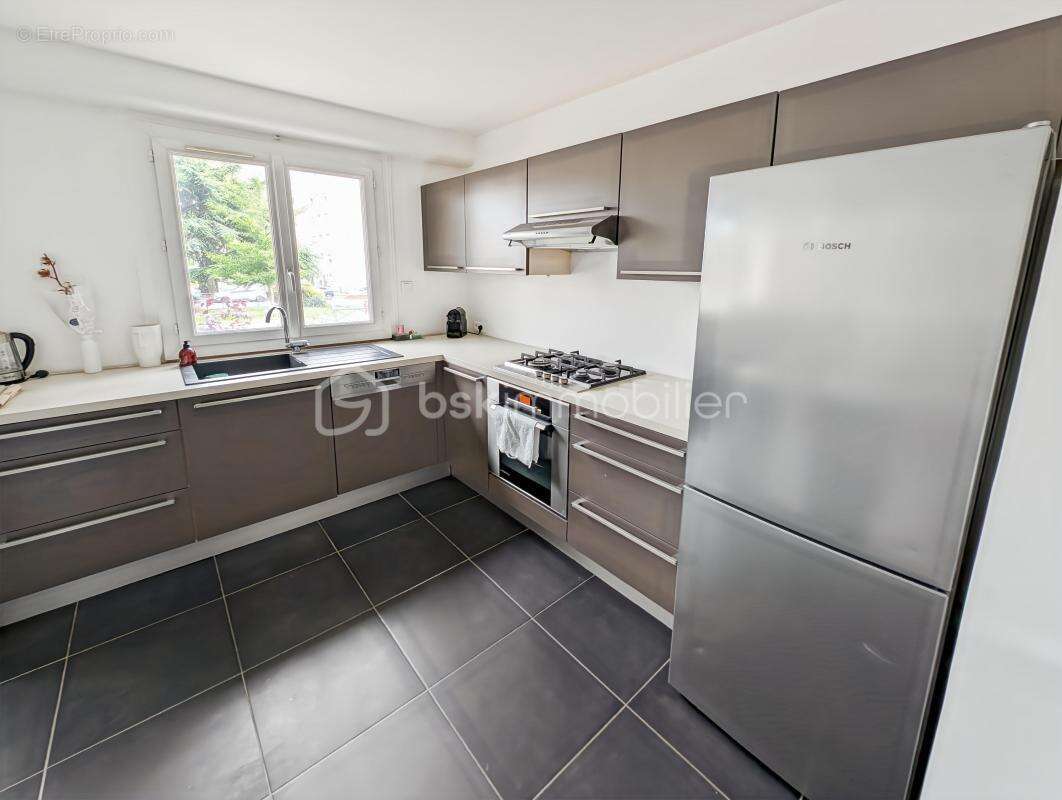 Superbe appartement f4 3 chambres centre ville de saint gratien - le forum - photo 5