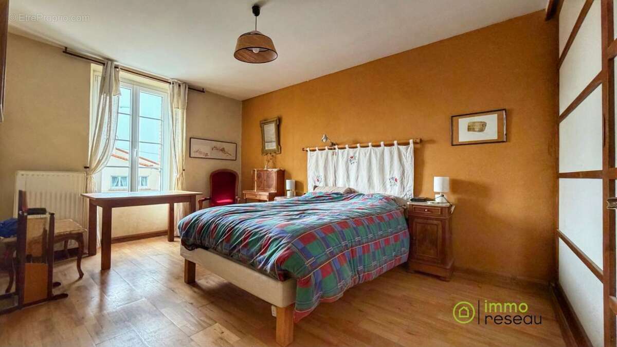Maison à LE BOUPERE