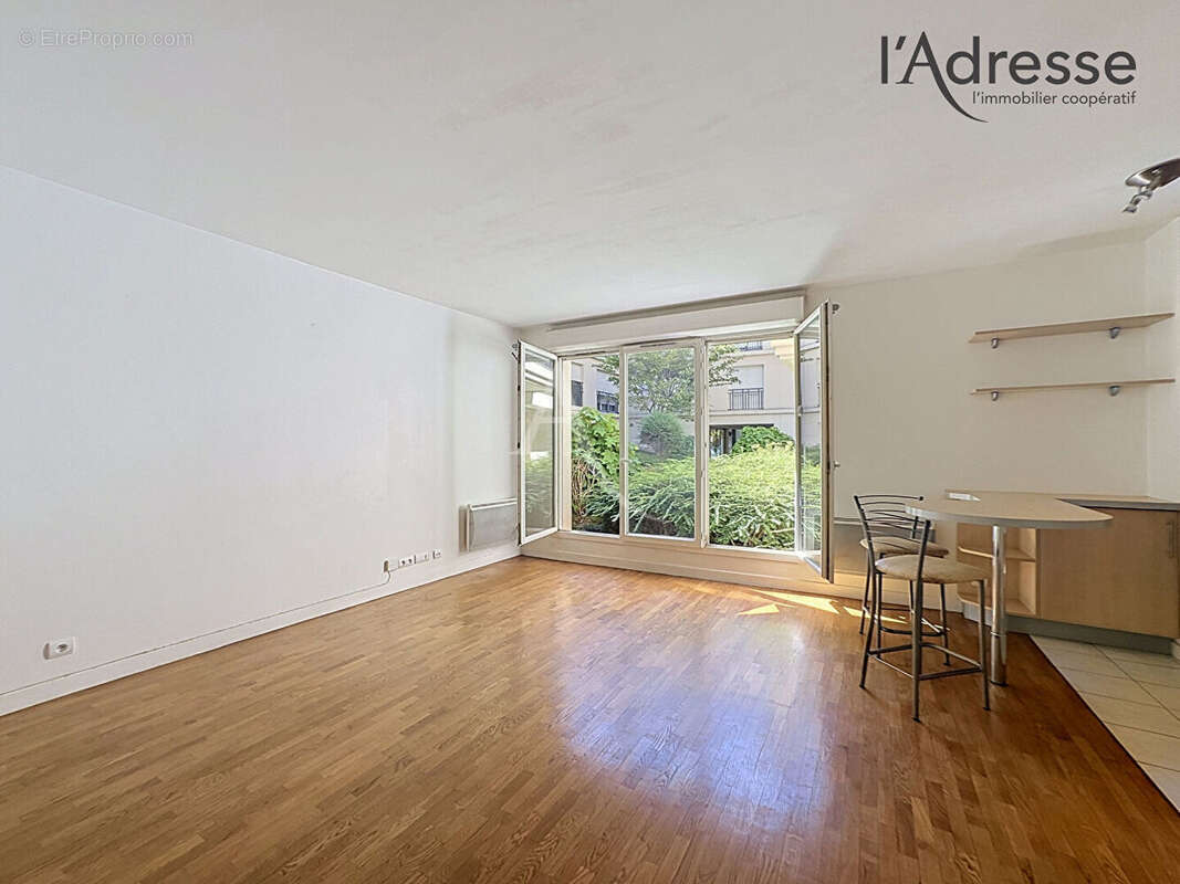 PUTEAUX/Domaine Lulli Studio de 39 m² avec cave - photo 10