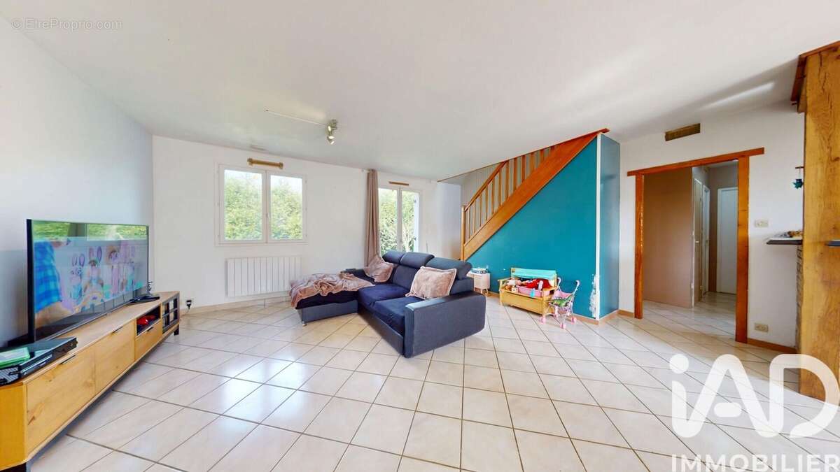 Maison 120 m² à Lixy  - photo 4