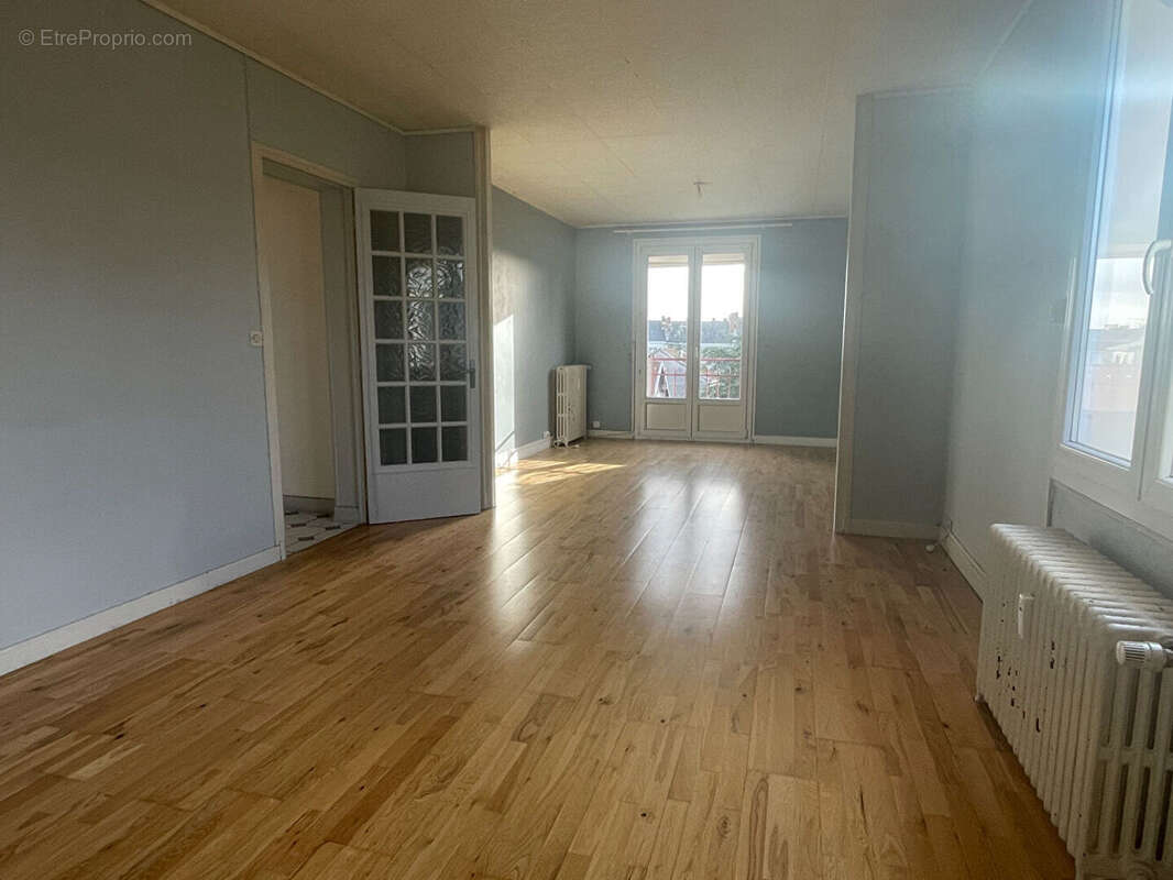 À vendre : Appartement de 3 pièces à Rethel - photo 3