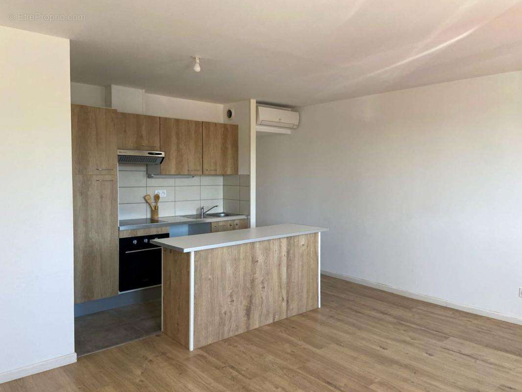 Appartement 163 m² à Saint-Loubes  - photo 7