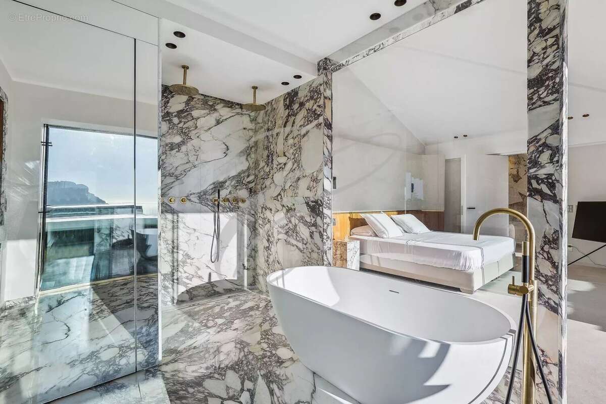 Maison à ROQUEBRUNE-CAP-MARTIN