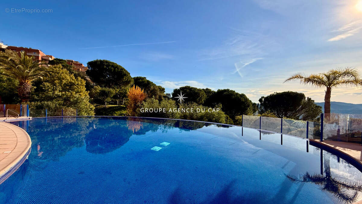 Appartement à MANDELIEU-LA-NAPOULE